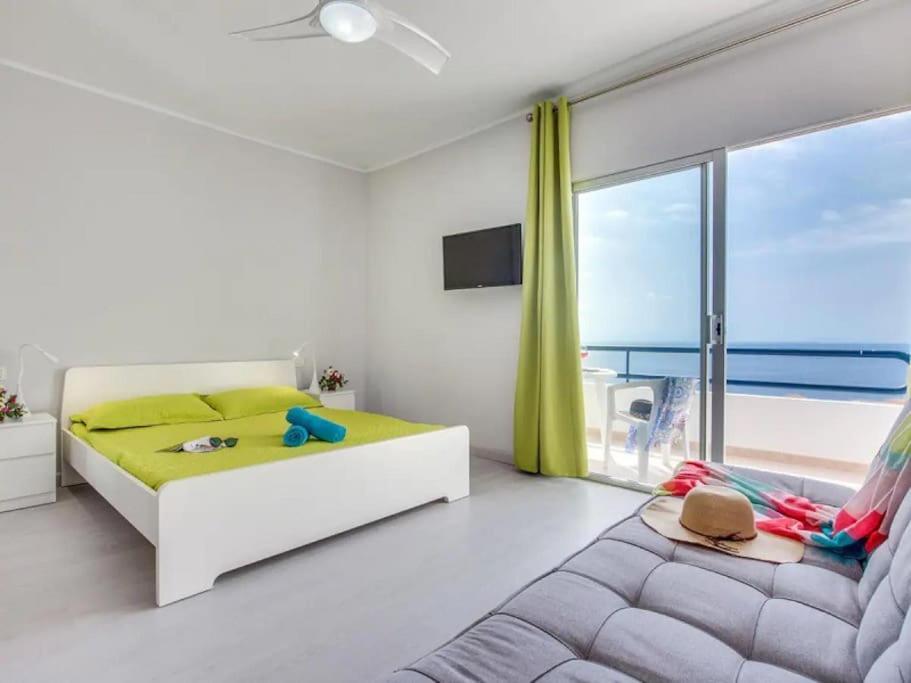 Appartement Vista Mozzafiato à Playa Paraiso  Extérieur photo