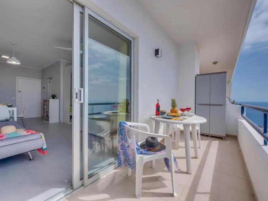 Appartement Vista Mozzafiato à Playa Paraiso  Extérieur photo